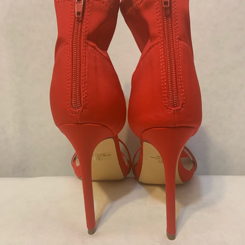 Stylish Lycra ankle strap high heeled sandal. - Picture 2 of 4